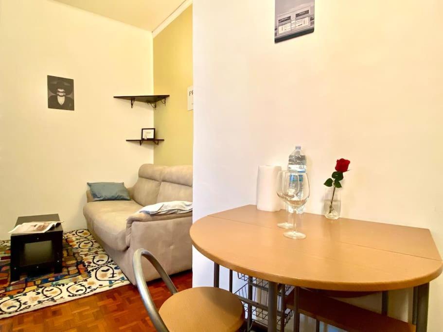 • Cozy House • 10 Min Rho Fiera Διαμέρισμα Μιλάνο Εξωτερικό φωτογραφία